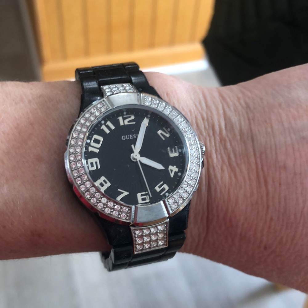 Guess Watch